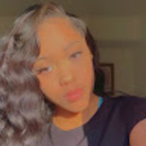 Meet your Posher, Tiffany